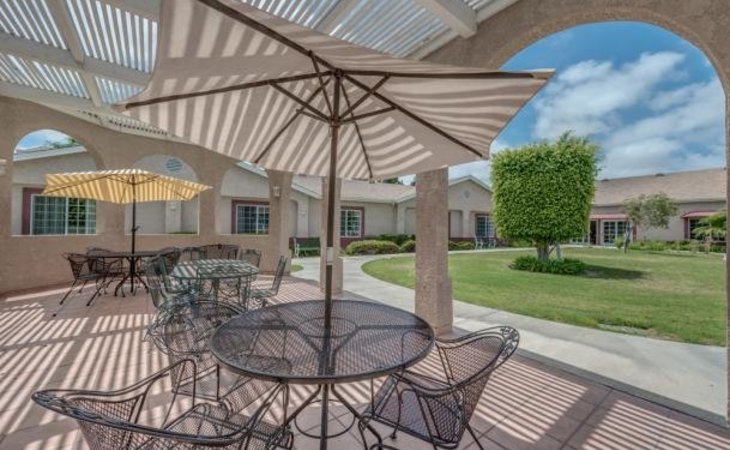 crescent-landing-at-garden-grove-memory-care-92845-21638_7