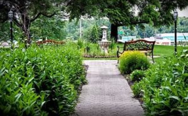crest-manor-living-and-rehabilitation-center-14450-2360_7