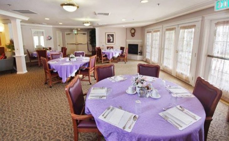 sundial-assisted-living-96003-25695_8
