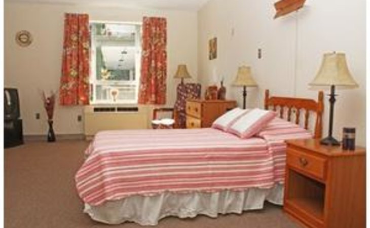 holiday-retirement-home-inc-02838-2808_4