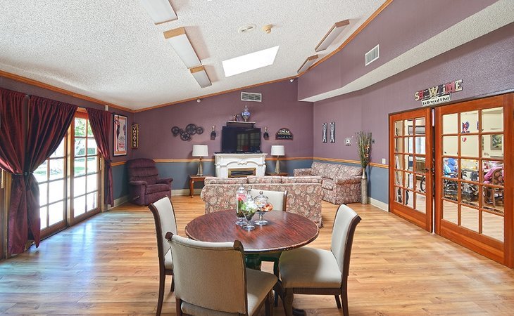 crescent-landing-at-santa-ana-memory-care-92704-28454_2