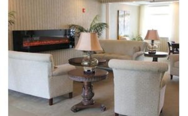 new-hampton-nursing-rehabilitation-center-50659-2913_3