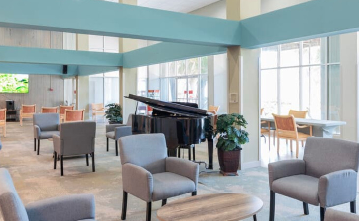cresthaven-senior-living-33415-33519_3