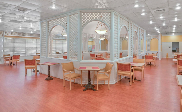 cresthaven-senior-living-33415-33519_4