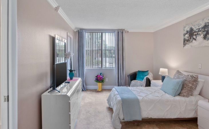cresthaven-senior-living-33415-33519_6