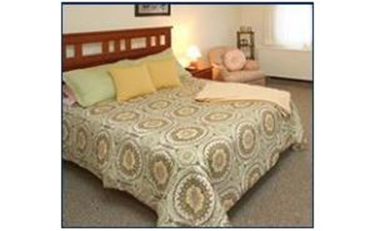sarah-reed-senior-living-16502-375_10