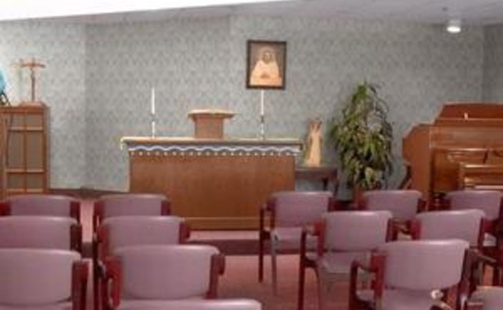 sarah-reed-senior-living-16502-375_3