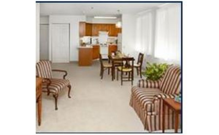 sarah-reed-senior-living-16502-375_6