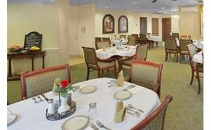 sarah-reed-senior-living-16502-375_7