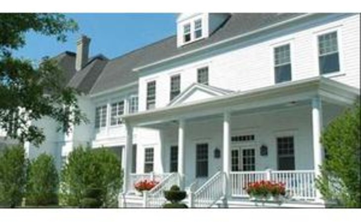 the-clara-welch-thanksgiving-home-13326-39370_1