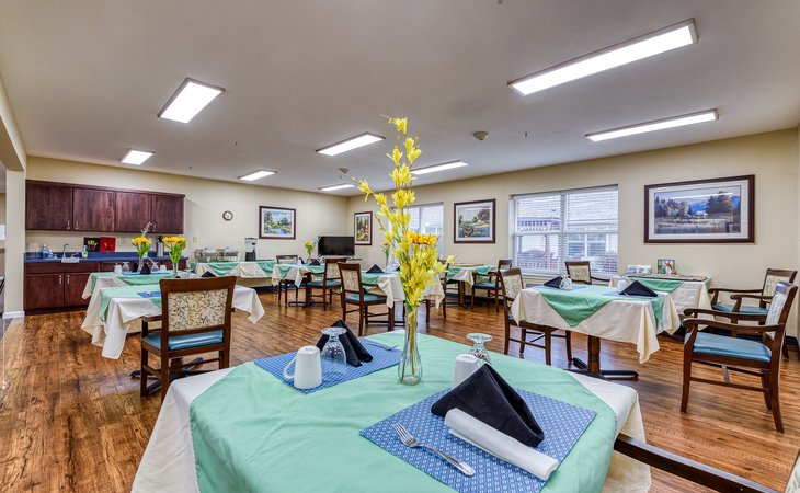 awbrey-place-assisted-living-and-memory-care-97701-40355_4