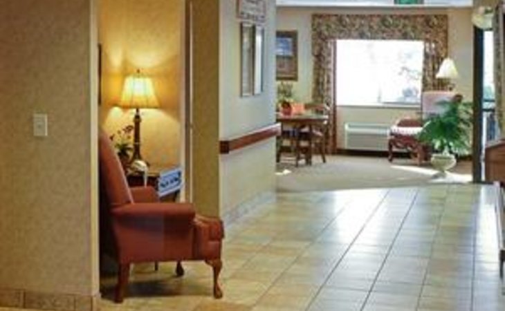 life-care-center-of-pueblo-81005-4057_11