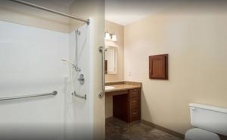meadow-creek-village-assisted-living-97302-40660_8