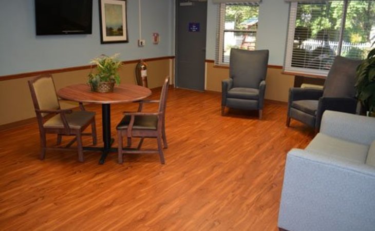lowell-healthcare-46356-4100_2