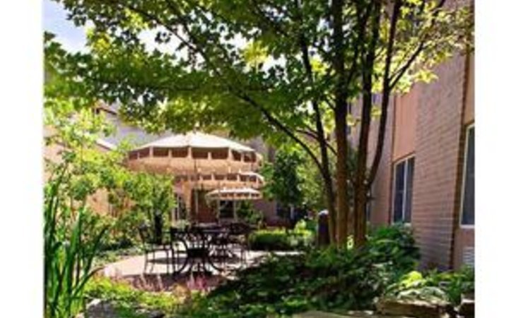moravian-hall-square-18064-41489_12