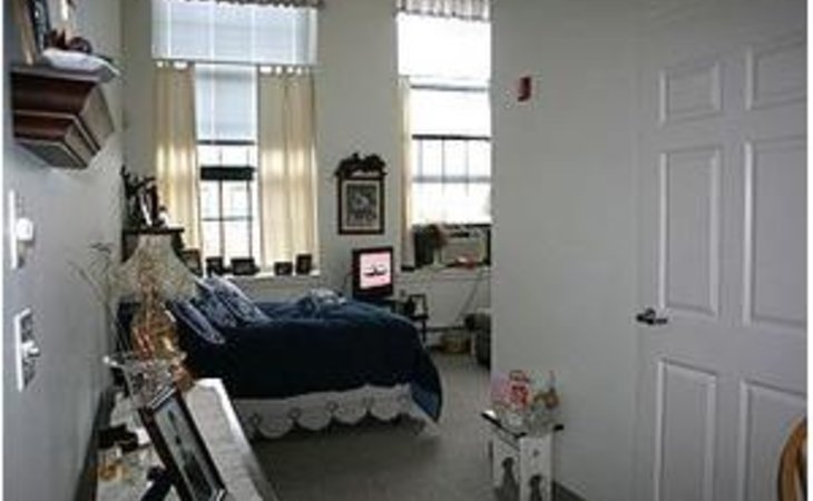 franklin-court-assisted-living-02809-42127_4