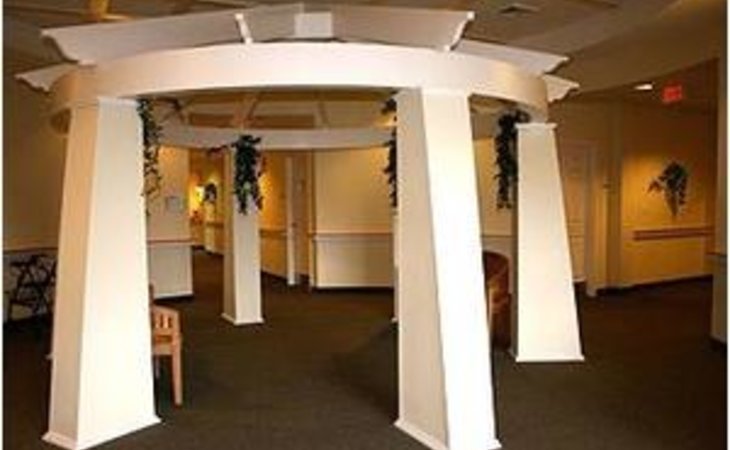 franklin-court-assisted-living-02809-42127_6
