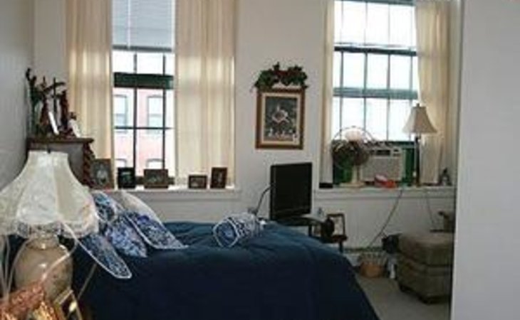 franklin-court-assisted-living-02809-42127_7