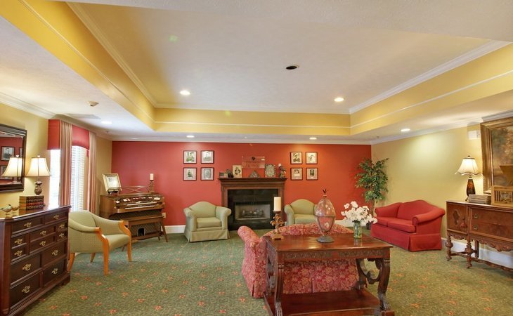 american-house-hamilton-place-37421-42519_2