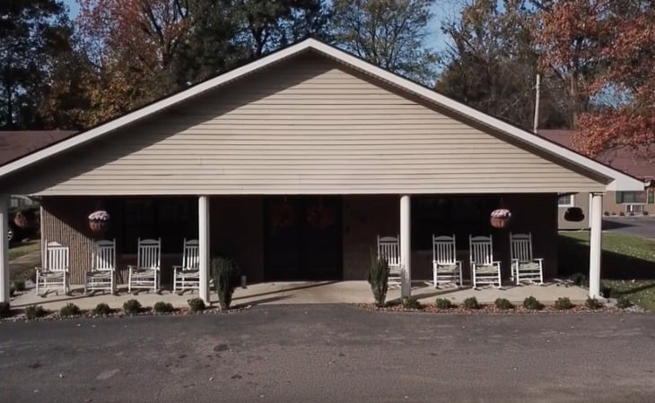 maple-ridge-manor-38024-42564_1
