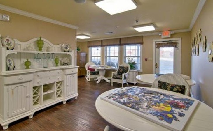 eiffel-gardens-38242-42757_3