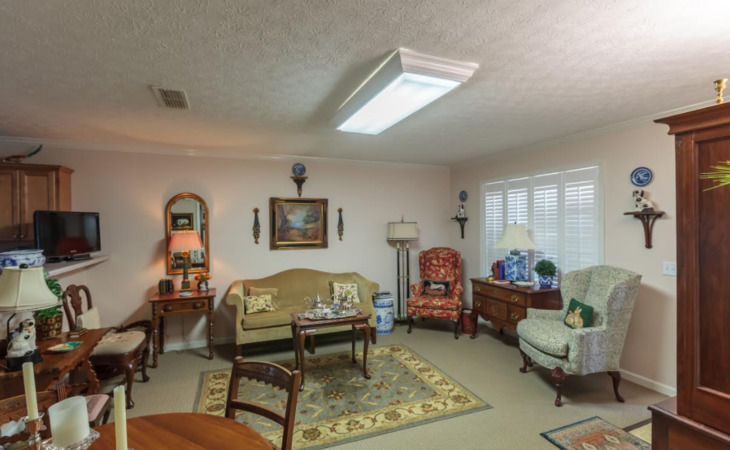 carriage-house-inn-37160-42772_4