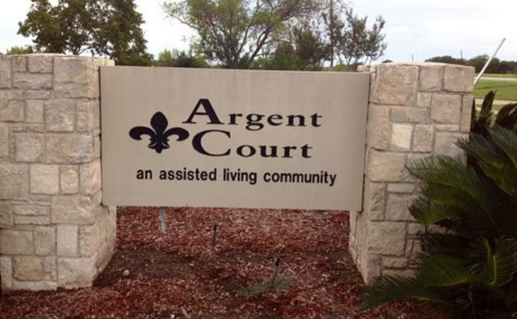 argent-court-seguin-78155-43972_2