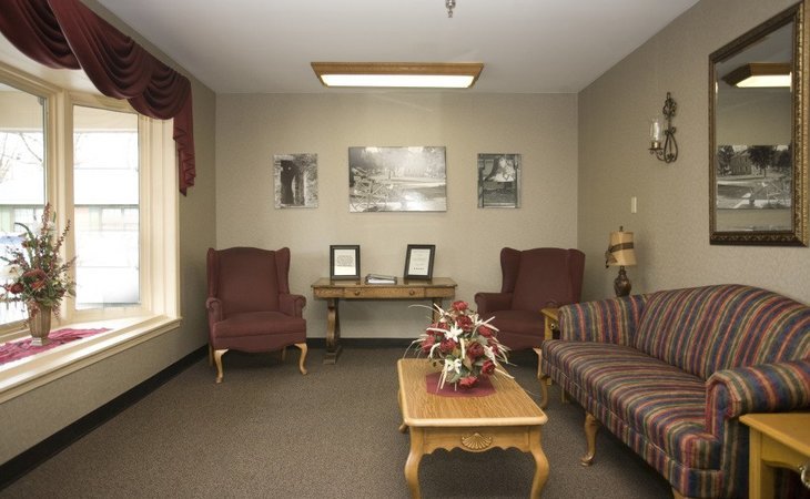 indian-creek-healthcare-center-47112-4473_4
