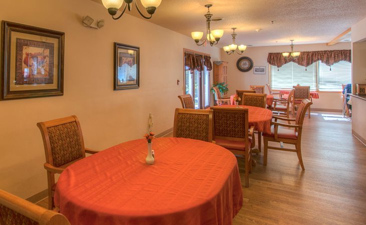 our-house-senior-living-medford-assisted-care-54451-45740_4