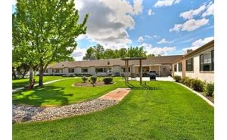 skyline-transitional-care-center-83705-5920_2