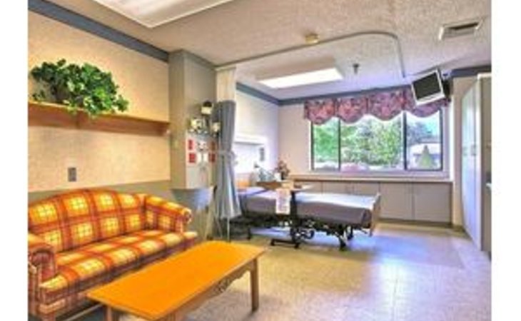 skyline-transitional-care-center-83705-5920_3