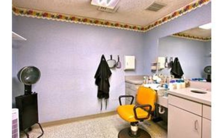 skyline-transitional-care-center-83705-5920_4