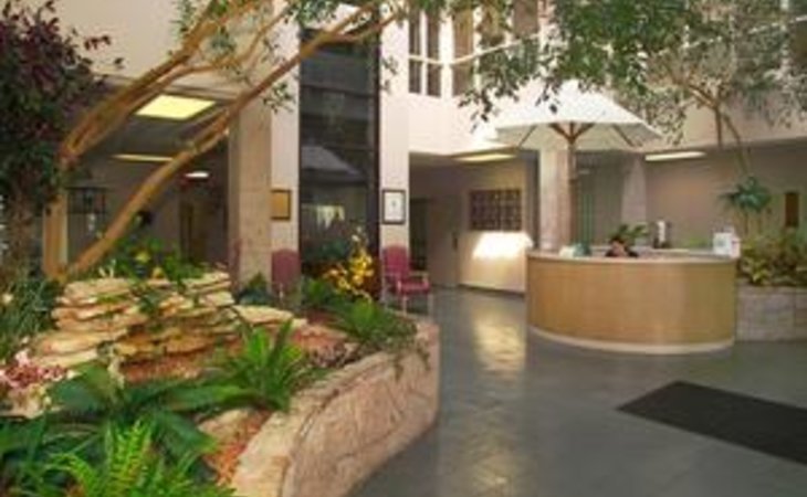 alameda-oaks-nursing-center-78404-6346_4