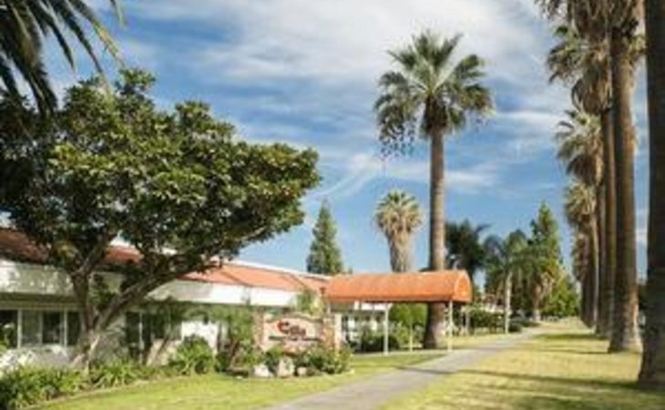 villa-health-care-center-92503-6597_3