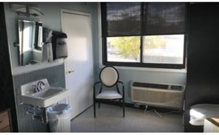 midway-nursing-home-11378-6747_3