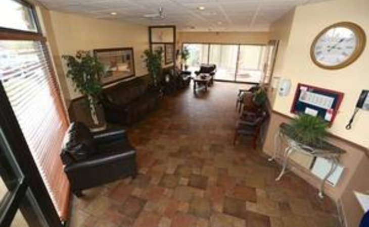 coronado-healthcare-center-85029-7351_13