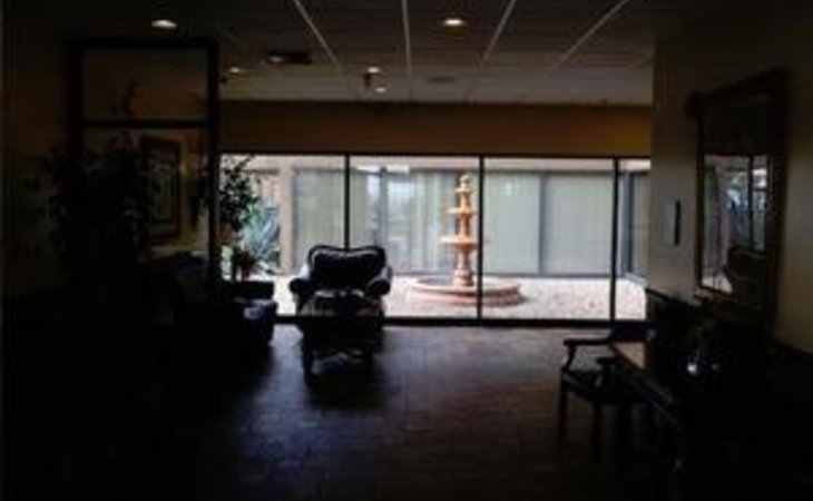 coronado-healthcare-center-85029-7351_28