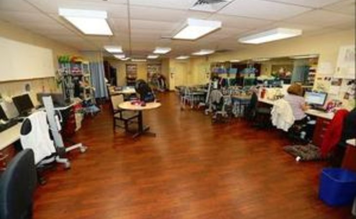 coronado-healthcare-center-85029-7351_5