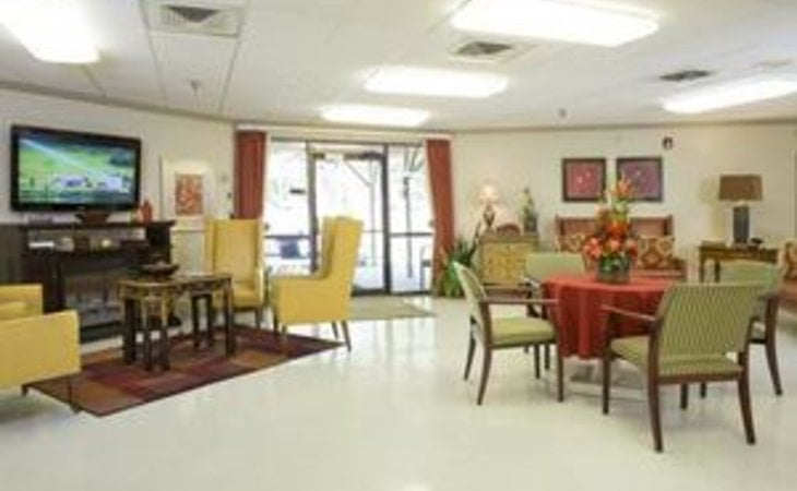 perry-county-nursing-and-rehabilitation-center-72126-7583_4