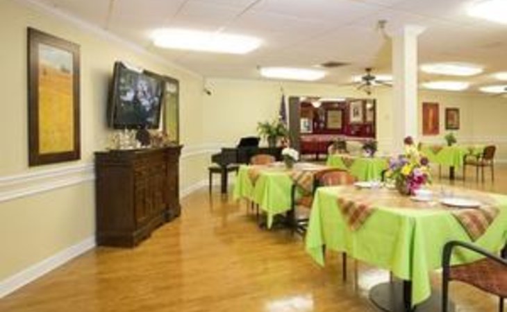 perry-county-nursing-and-rehabilitation-center-72126-7583_7
