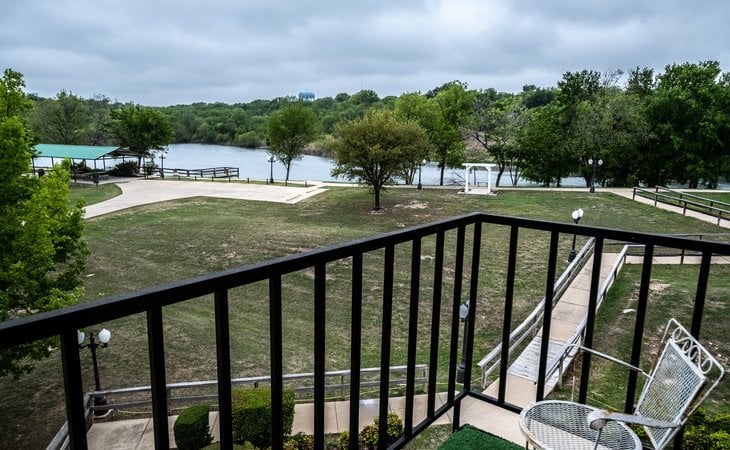 christian-care-communities-services-fort-worth-76112-981_8