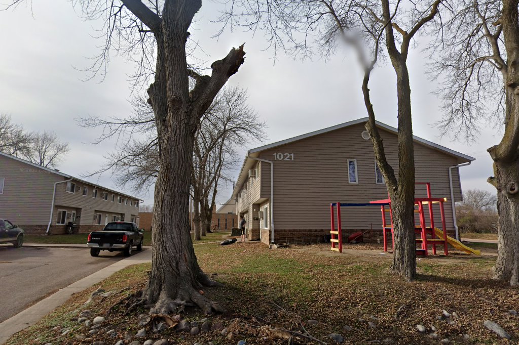 Walnut Hill Apartments
