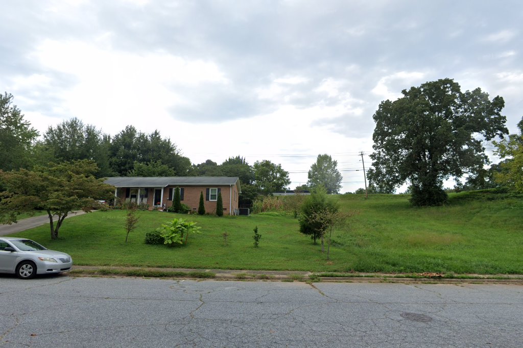 Green Acres Apartments