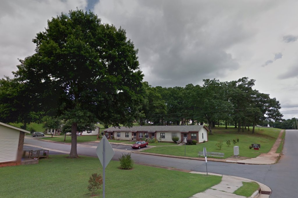 Oak Villa Apartments
