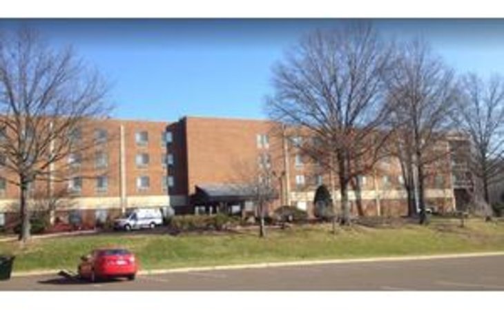 majestic-oaks-rehabilitation-and-nursing-center-18974-10017_2