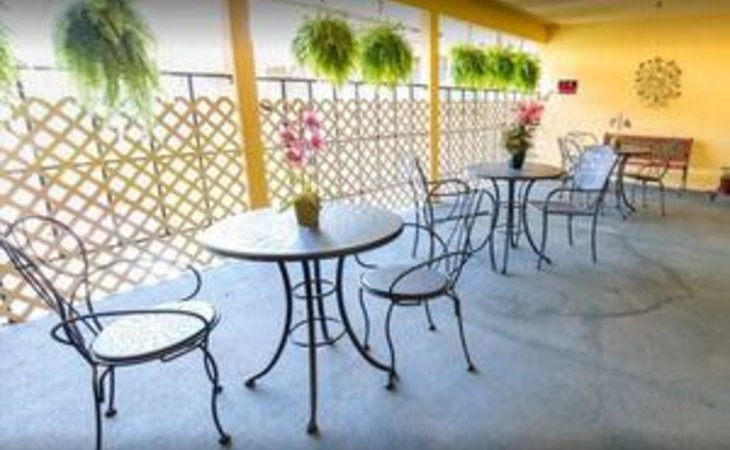 windsor-el-camino-care-center-95608-10241_11