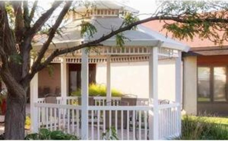 manor-of-the-plains-67801