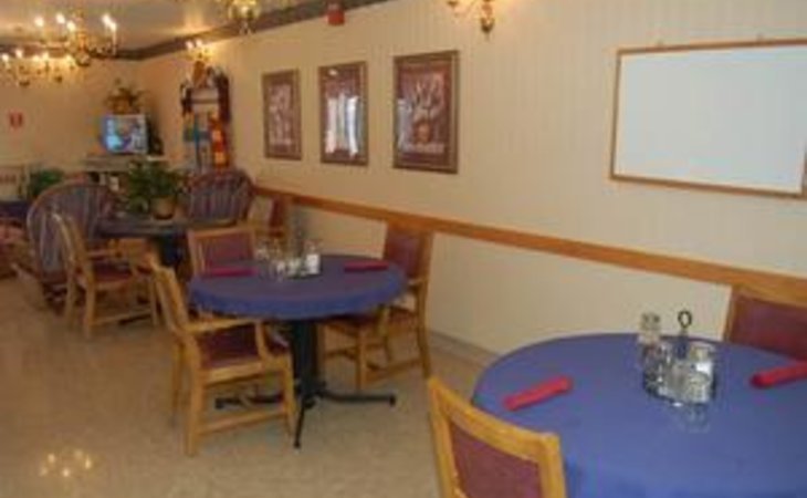 golden-livingcenter-woodbridge-47710
