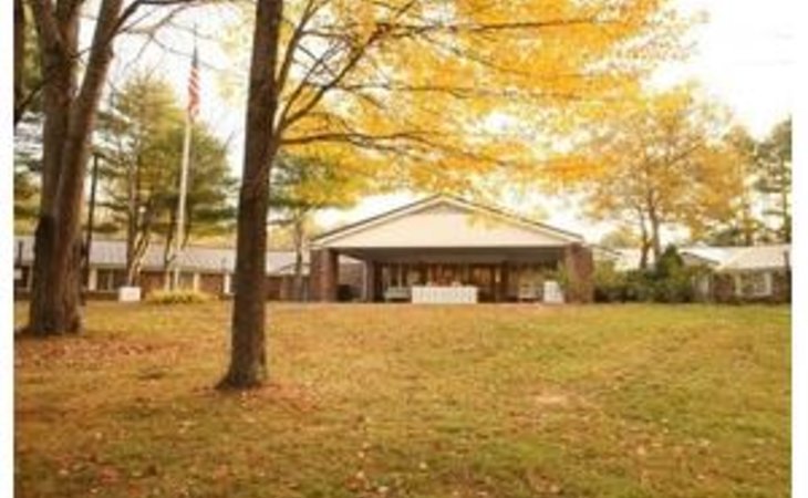 st-joseph-s-manor-04103