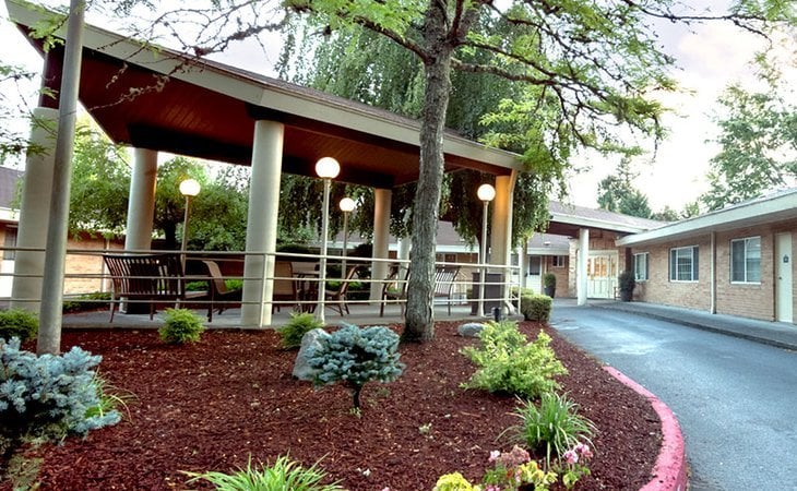 west-hills-health-and-rehabilitation-97219